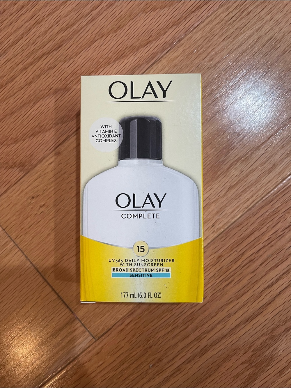 OLAY Complete Daily Moisturizer SPF 15